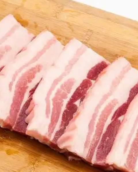 每个孩子带3斤五花肉去幼儿园 活动初衷获认可但通知欠妥